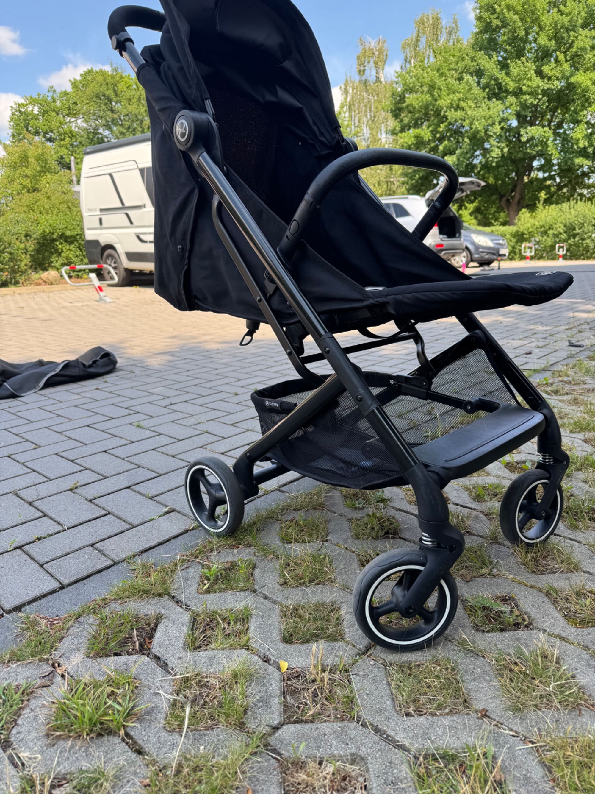 Коляска Cybex Beezy