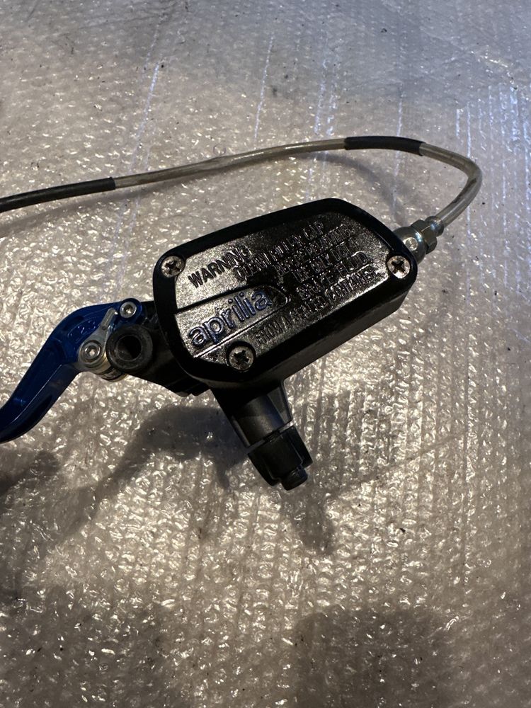 Aprilia SL 750 Shiver 07-16 Pompa Hamulcowa Sprzęgła Klamka V-Trec