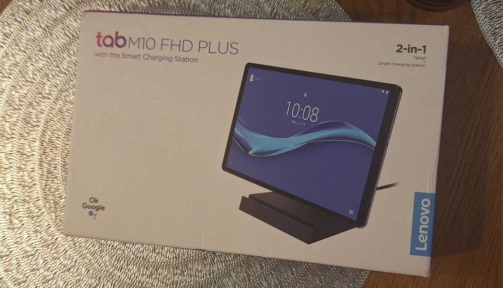 Tablet Lenovo Tab M10 FHD Plus 2/32GB Srebrny + podstawka ładująca