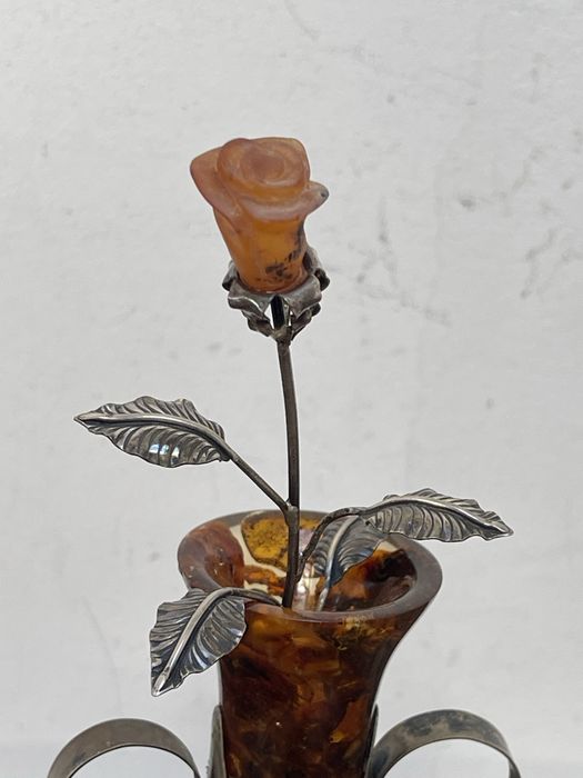 Bursztyn Wazon Okuty Srebrem ze Srebrną Różą Sygnowany Pamiątka z Prl