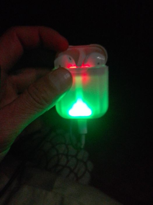 Продам блютуз наушники