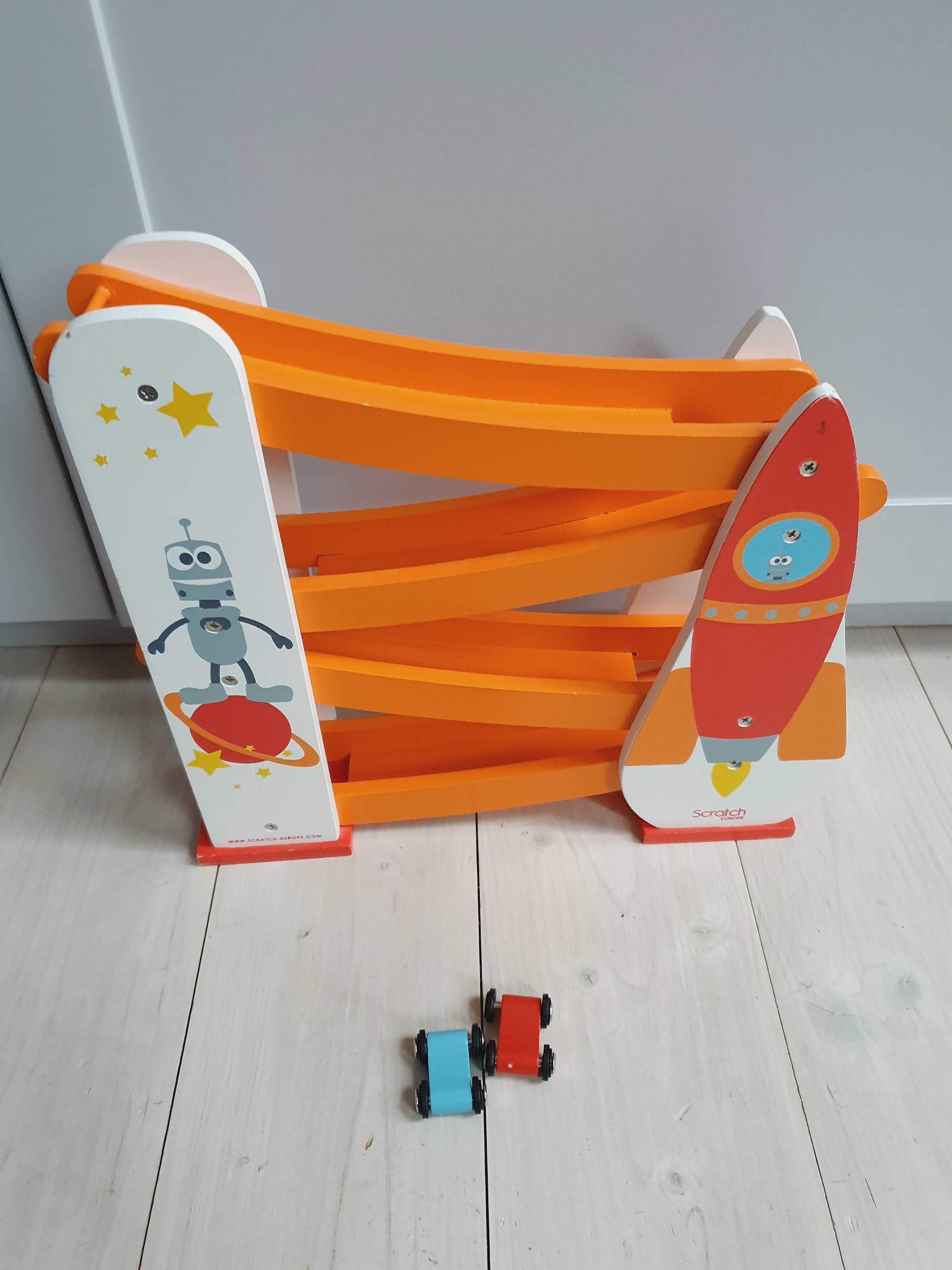 Drewniana zabawka zjeżdżalnia tor wyścigowy Scratch