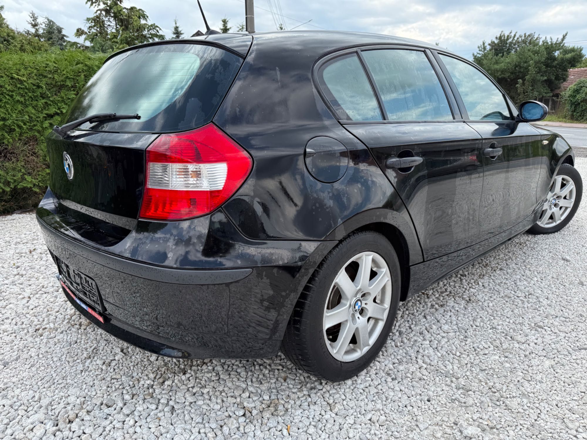 Bmw seria 1 z 2006 Roku Nowy Rorzad i Nowy Olej Alu 2 tylko 157000 tys