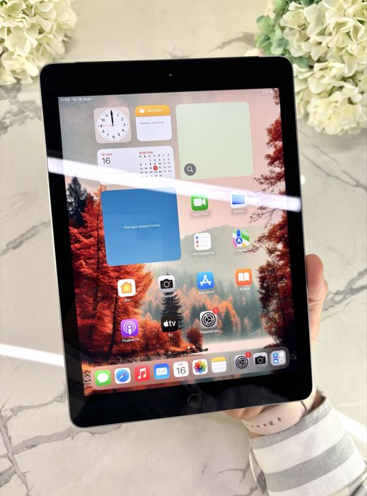 Чудовий iPad 6 LTE 32GB Space Gray Neverlock Уцінка (Магазин Гарантія)