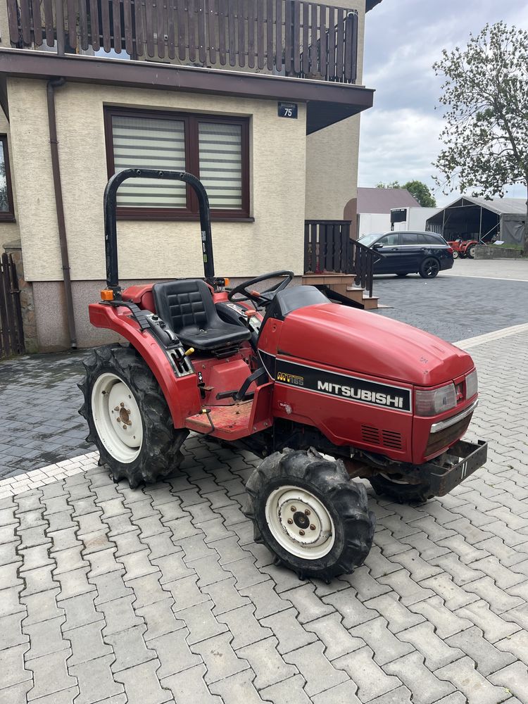 Traktorek mitsubishi mt 16 km 4x4 ladny stan 3 cylindry rewers