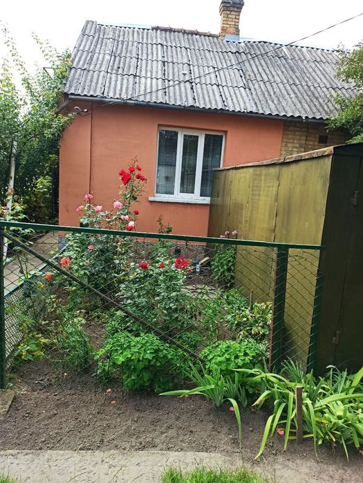 Продам частину будинку в районі Київської площі у Луцьку