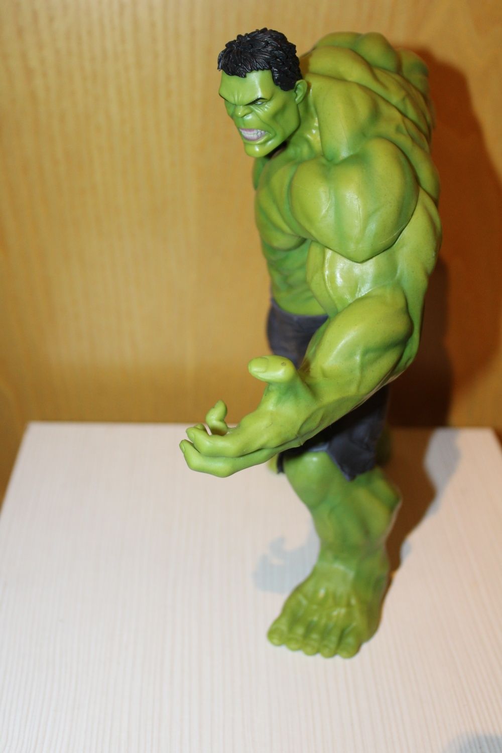 Estatueta Hulk (Artigo de coleção)