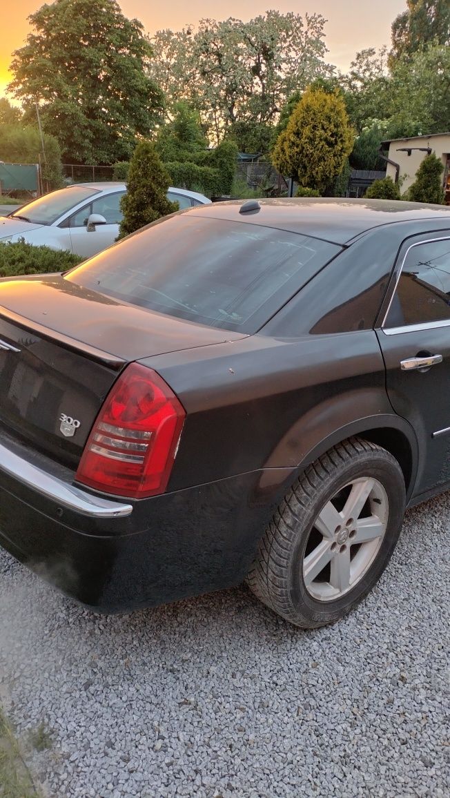 Chrysler 300C 5.7 HEMI LPG