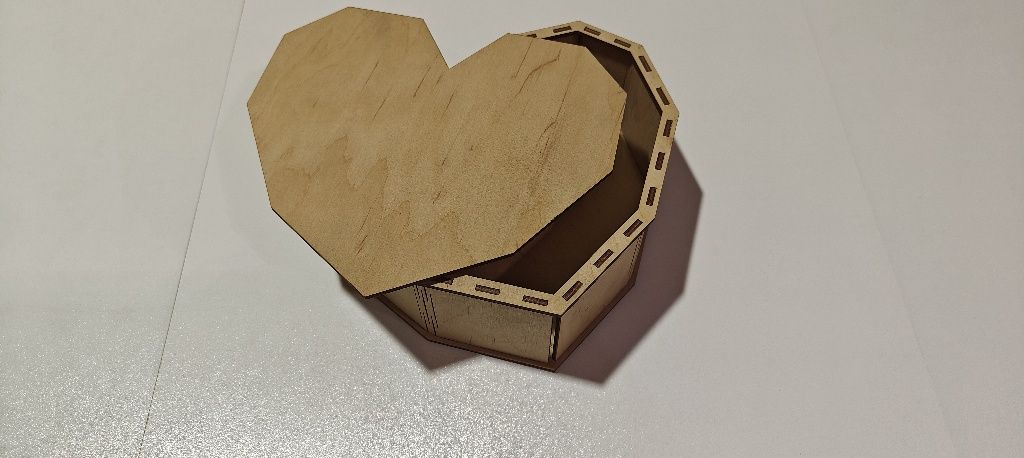 Коробки подарочные сердце