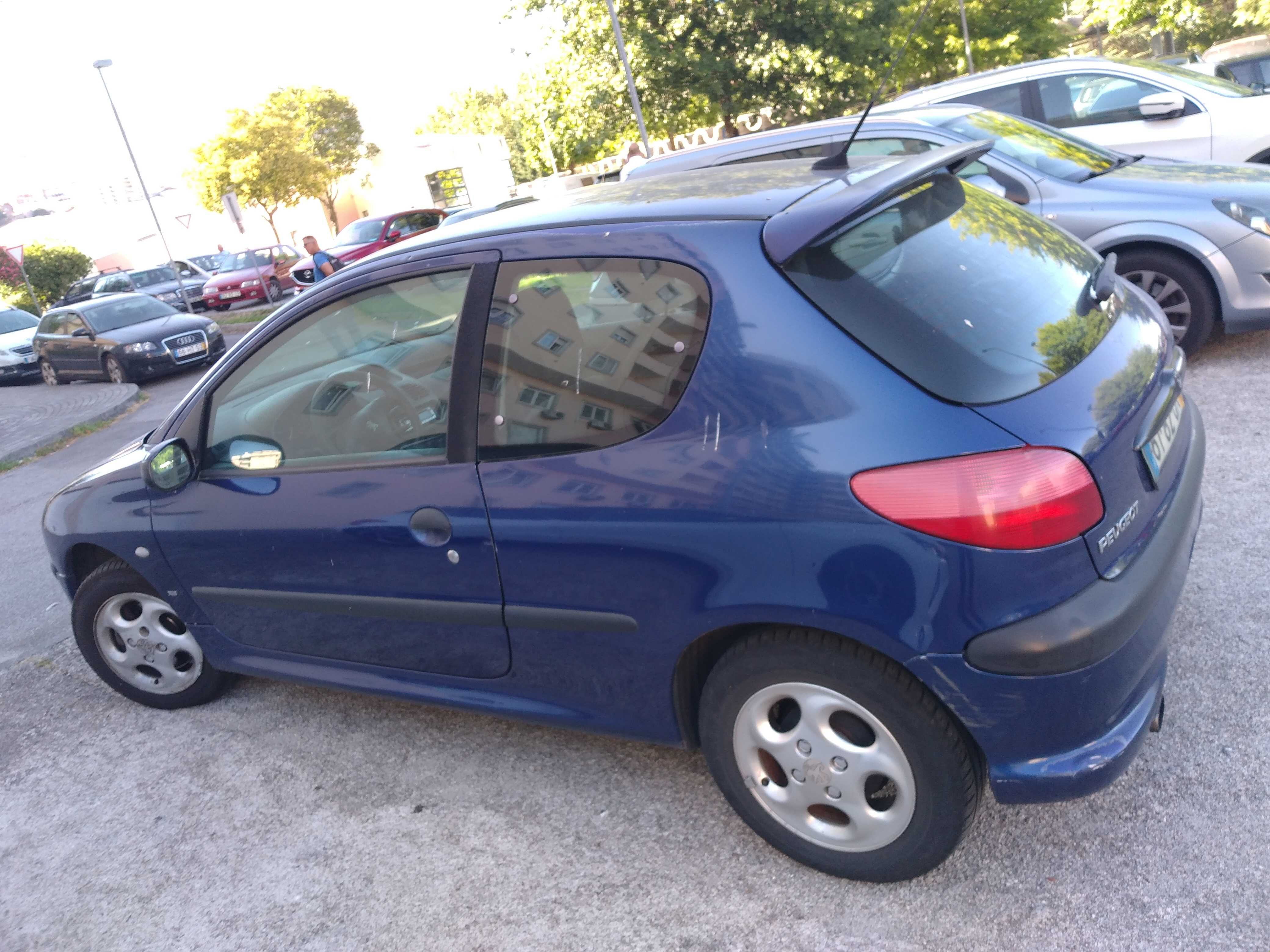Vende-se Peugeot 206  - 2.0. Diesel HDI
