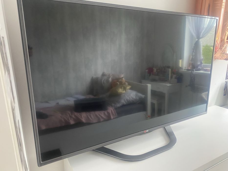 TV LG 47 Smart tv