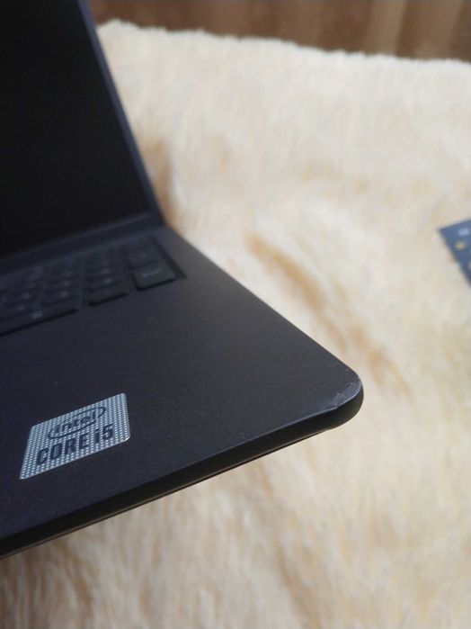 Dell 3511 15.6 IPS i5-1035G1 8gb/Nvme 256gb Акб 5ч