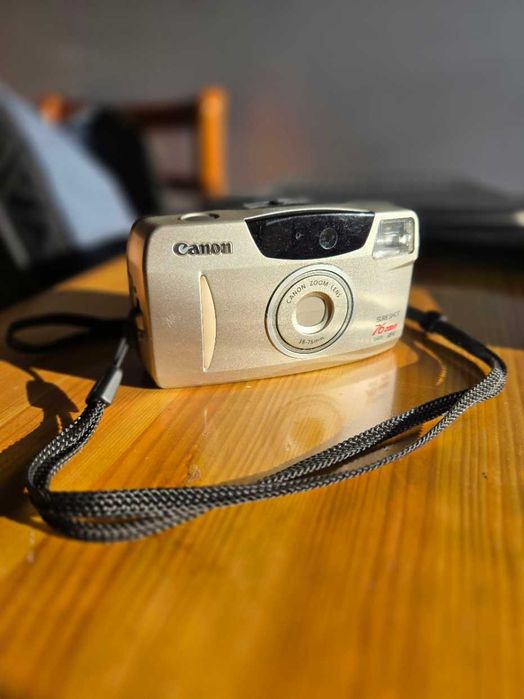 CANON SURE SHOT 76 ZOOM/Date