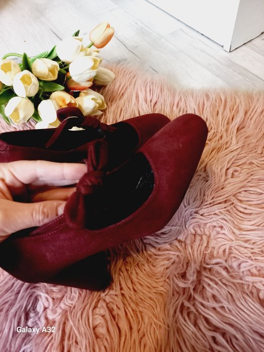 Śliczne sandałki burgundowe 37