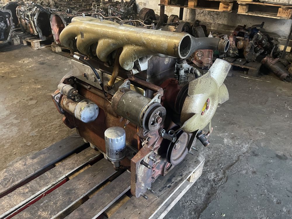 Silnik 4 cylindrowy Ursus Zetor z agregatu 7211,6211,C-360