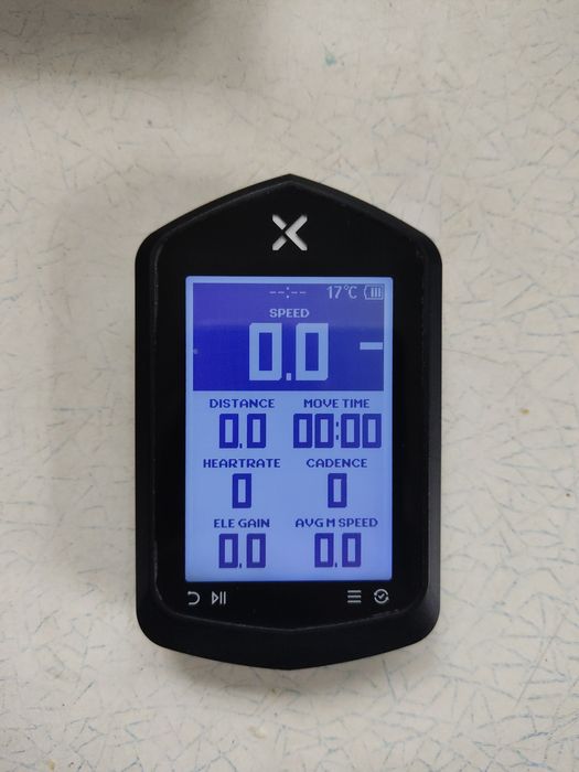 Вело комп'ютер XOSS NAV. Екран 2.4" 240*160 dpi.