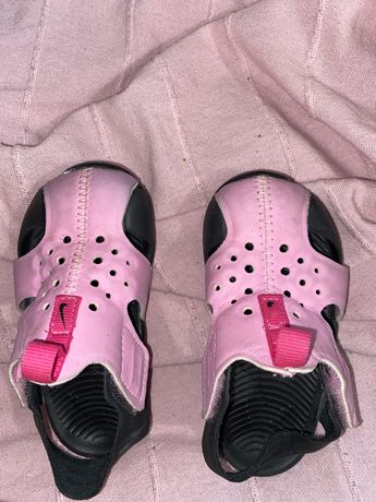 Buty do wody, sandałki Nike Sunray różowe rozmiar 22