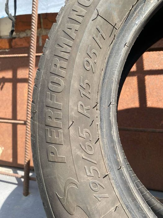 Літня резина 195/65 R15. Шини.