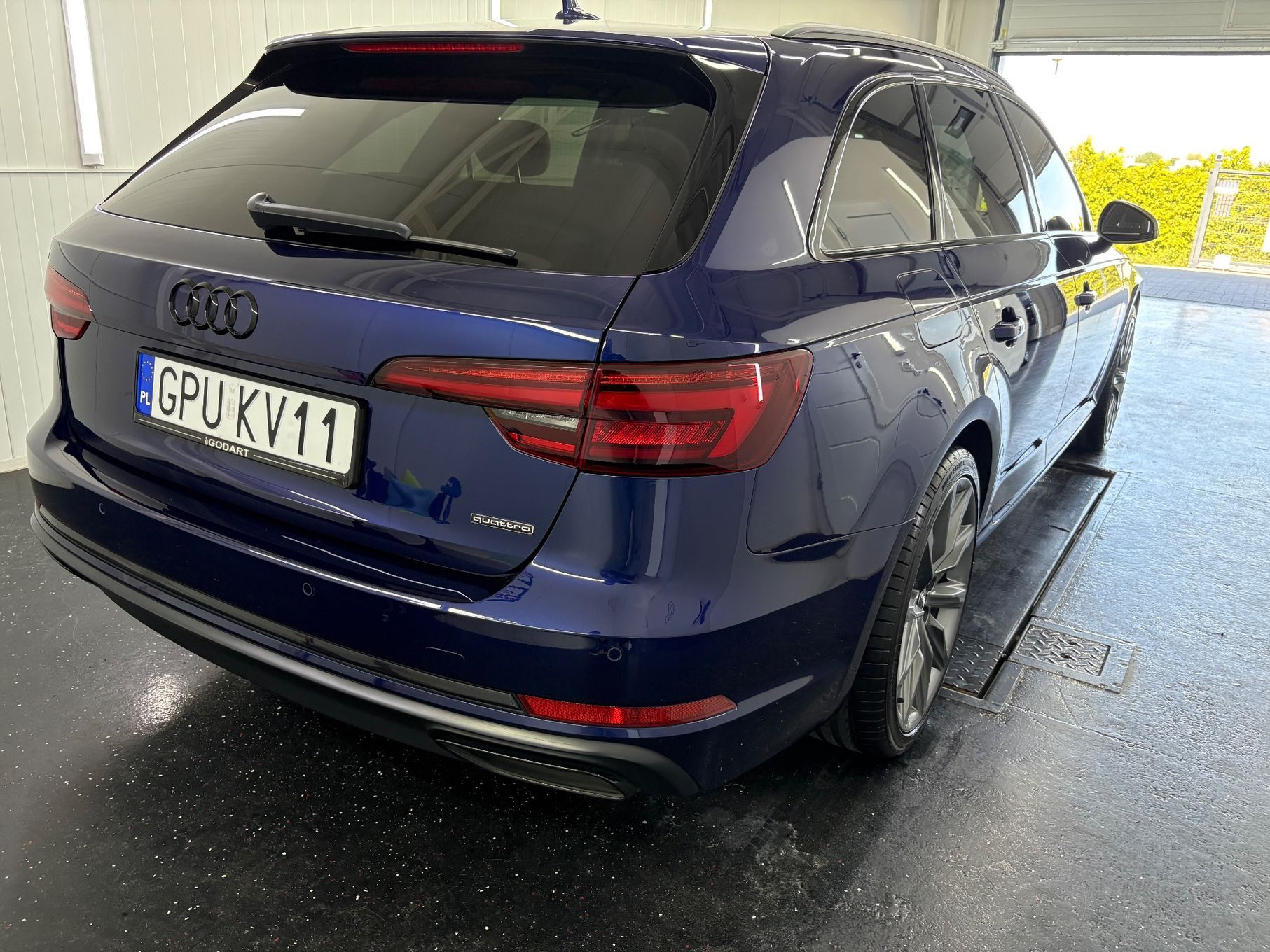 Audi A4 Audi a4 2,0 TDI avant quattro 190km szklany dach skóry 3strefowa klima