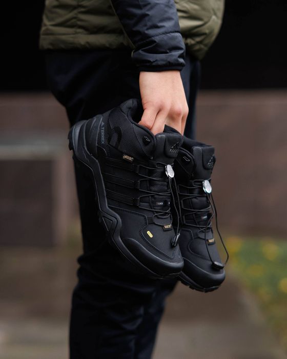 Чоловічі Зимові Кросівки Adidas Terrex Fast R Mid Gore-Tex Fur Winter