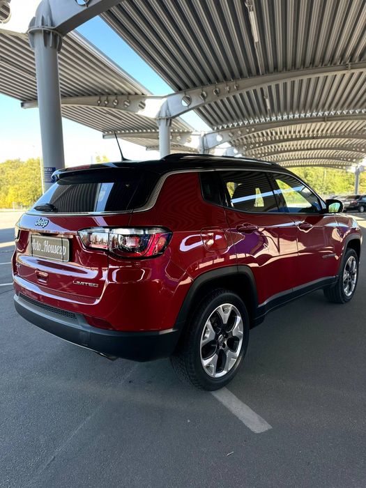 Продам Jeep Compass