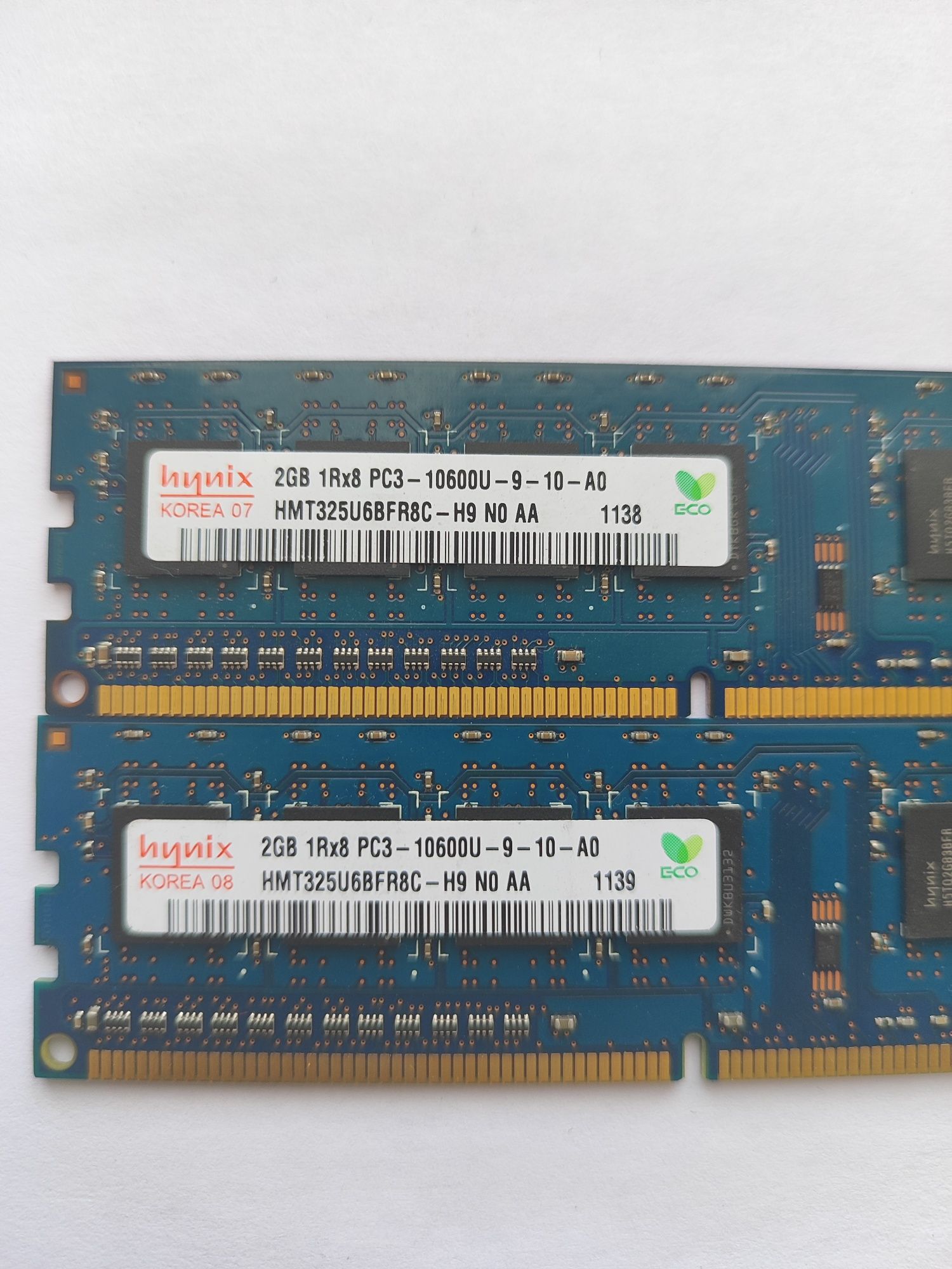 Оперативна пам'ять Hynix DDR3 2Gb 1333MHz PC3-10600U CL9