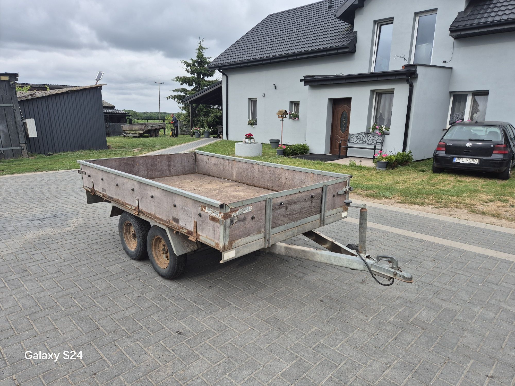 Przyczepka samochodowa Kvik 2.4x1.5 na Kat B lekka