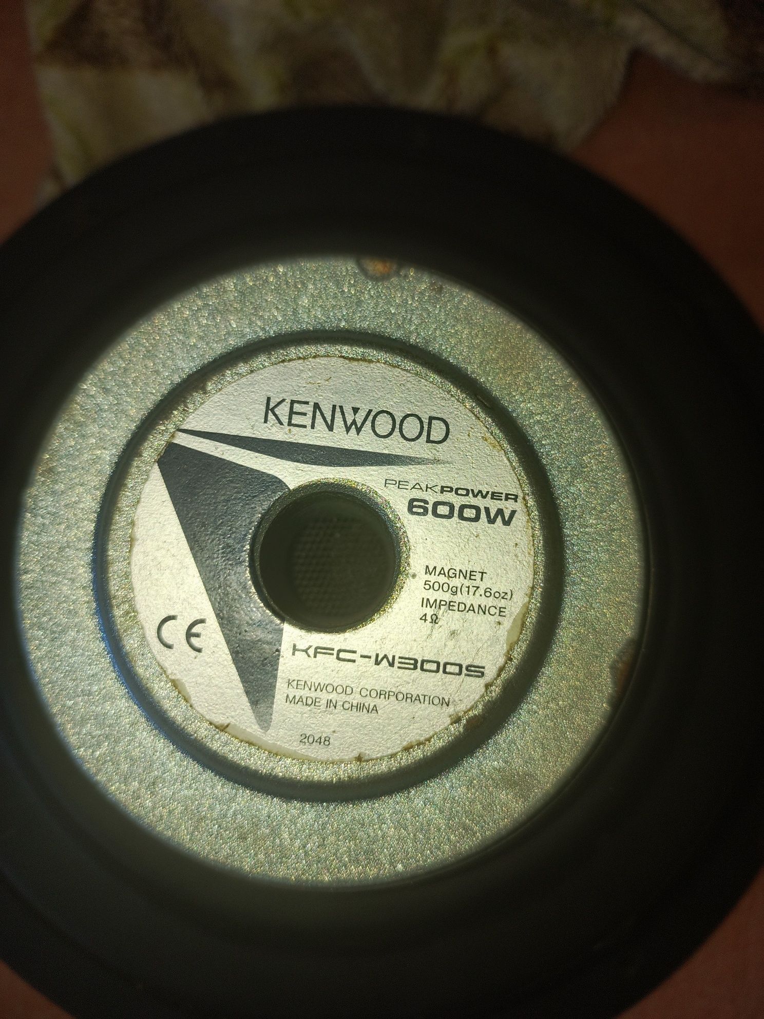Сабвуфер  12" Kenwood