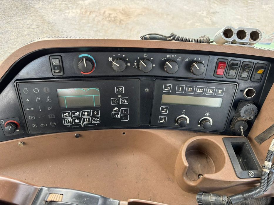 Джон Дір 8320 JOHN DEERE