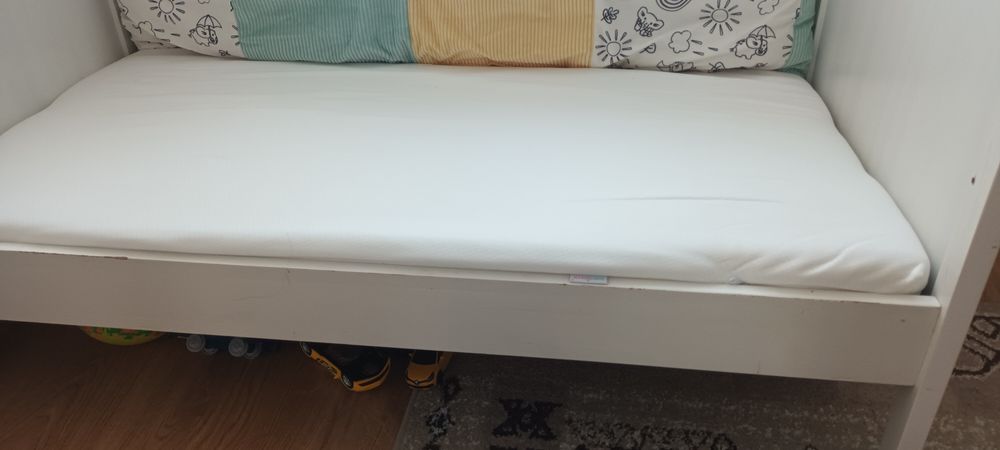 Łóżeczko 60x120 z materacem