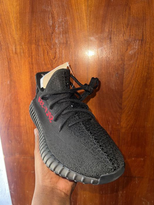 Yeezy boost 350 V2 BLACK RED