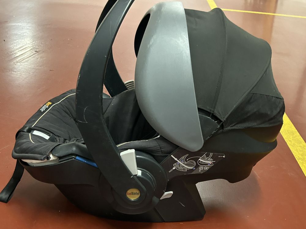 Ovo besafe Izi Go com base Isofix