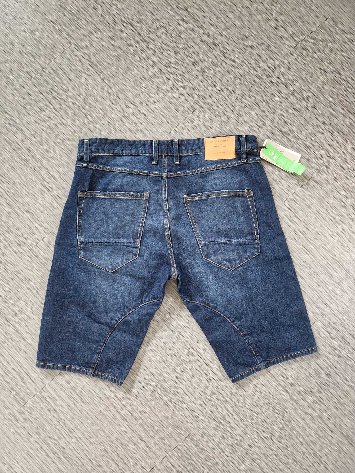 Nowe, dżinsowe spodenki marki Jack & Jones