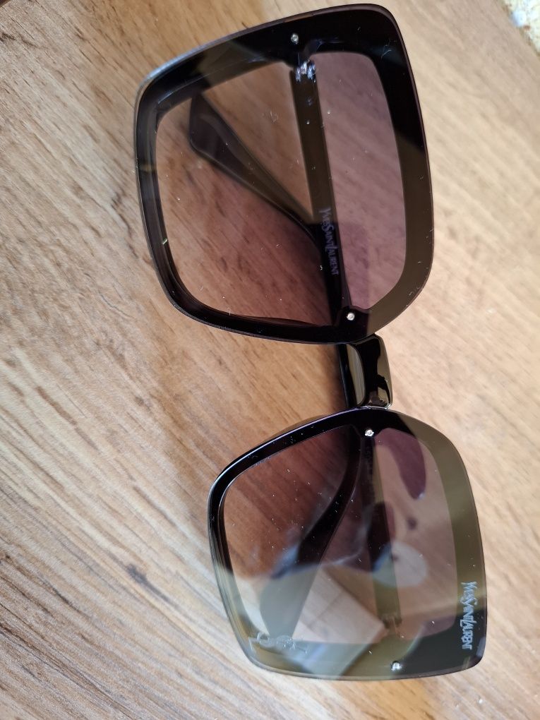 Wyprzedaz !!!Okulary przeciwsłoneczne Saint Laurent