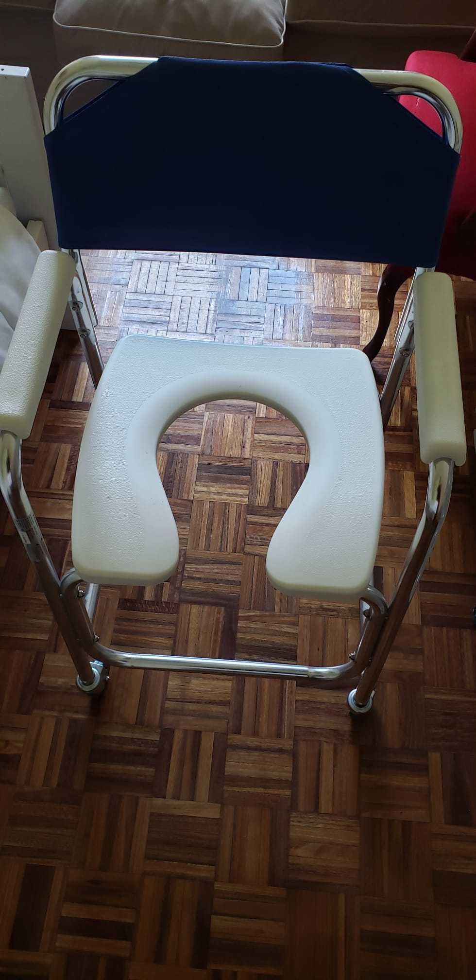 Cadeira WC | Rodas | Cadeira de Rodas para Banho | Alumínio | Queralto