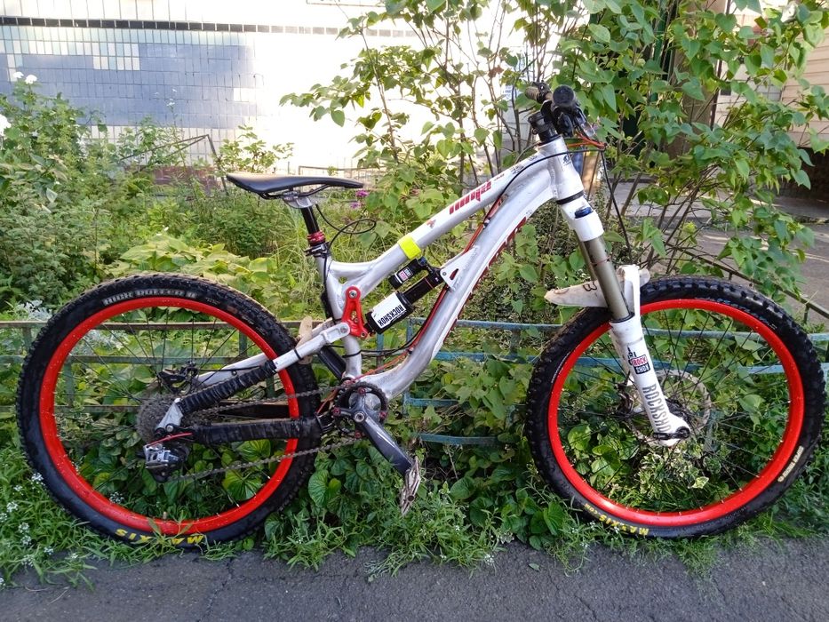 Велосипед двопідвіс, гірський