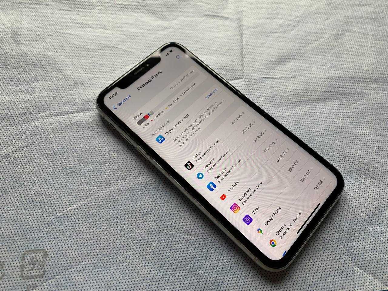 Apple iPhone XR неверлок білий