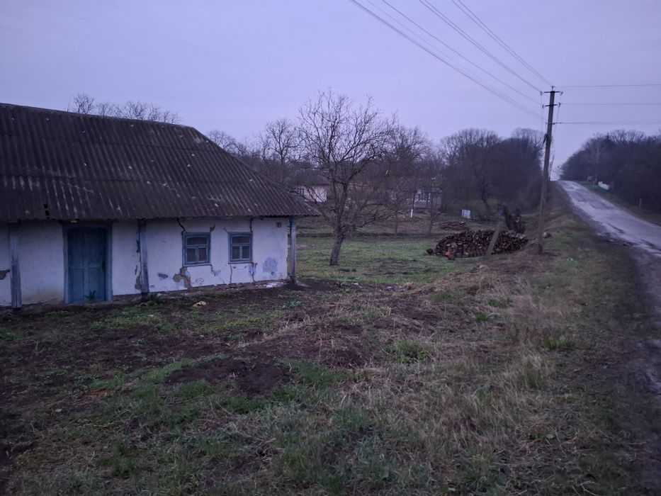 Продам участок 0.25 га в Іванівцях біля траси