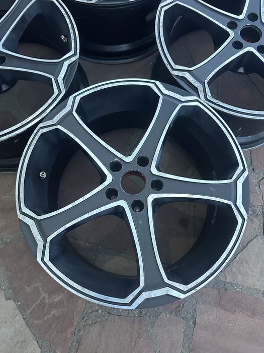 Диски R19 5 112 ET40 Dia66.6 8.5J