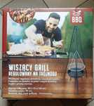Wiszący grill regulowany na trójnogu