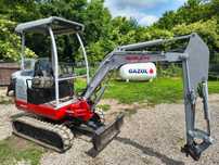 Minikoparka takeuchi TB 016