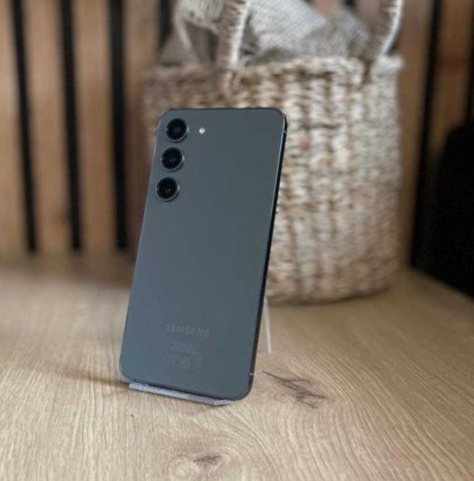 Samsung S23 128 GB jak nowy igła