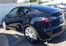 Tesla Model Y Standard RWD