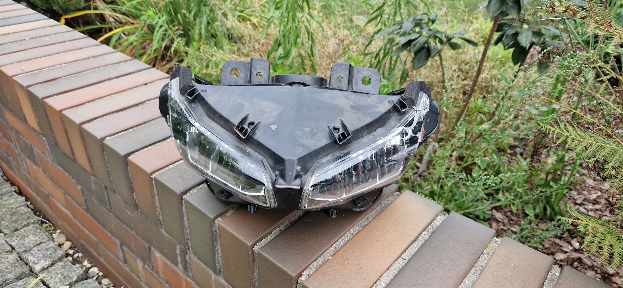 Uszkodzony Reflektor Honda CBR 500R 16-19r.