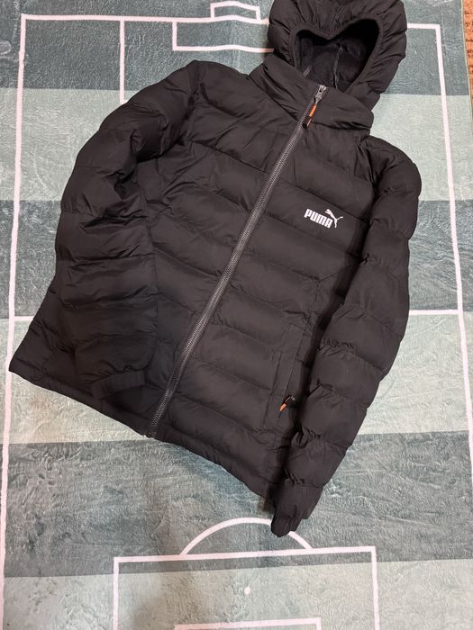 Продаю класну куртку на хлопця 13  років розпродаж