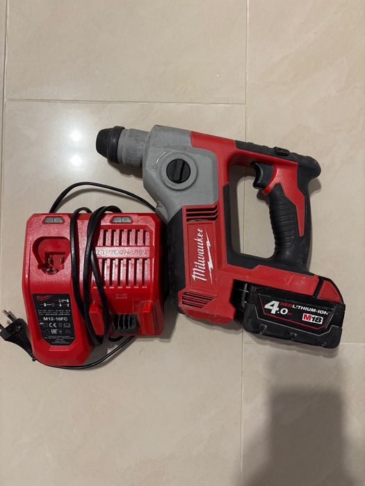 Wiertarka młotowiertarka Milwaukee M18 BH Nie Hilti Makita