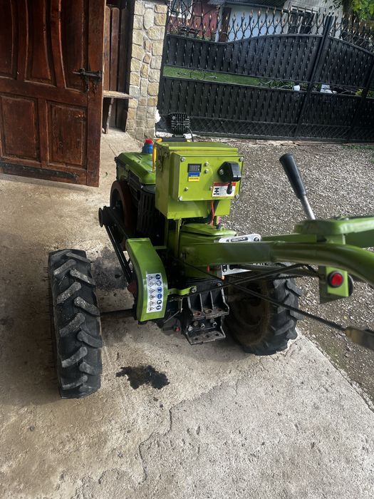 Мотоблок 12 кінтавир