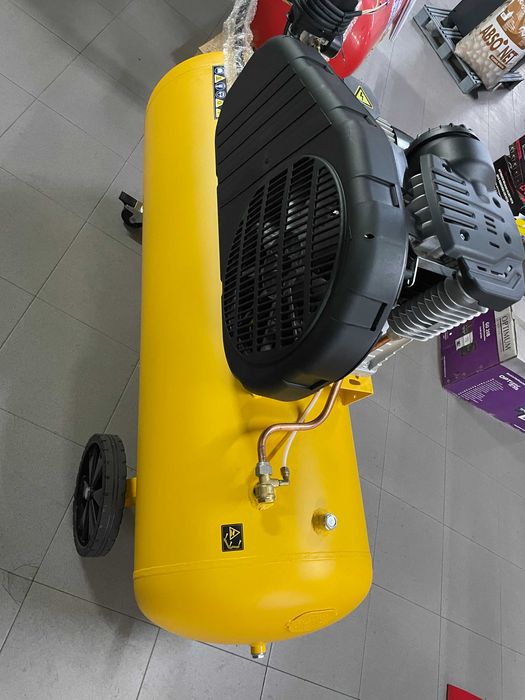 COMPRESSOR 200 LTS 4HP DXCMB4T2