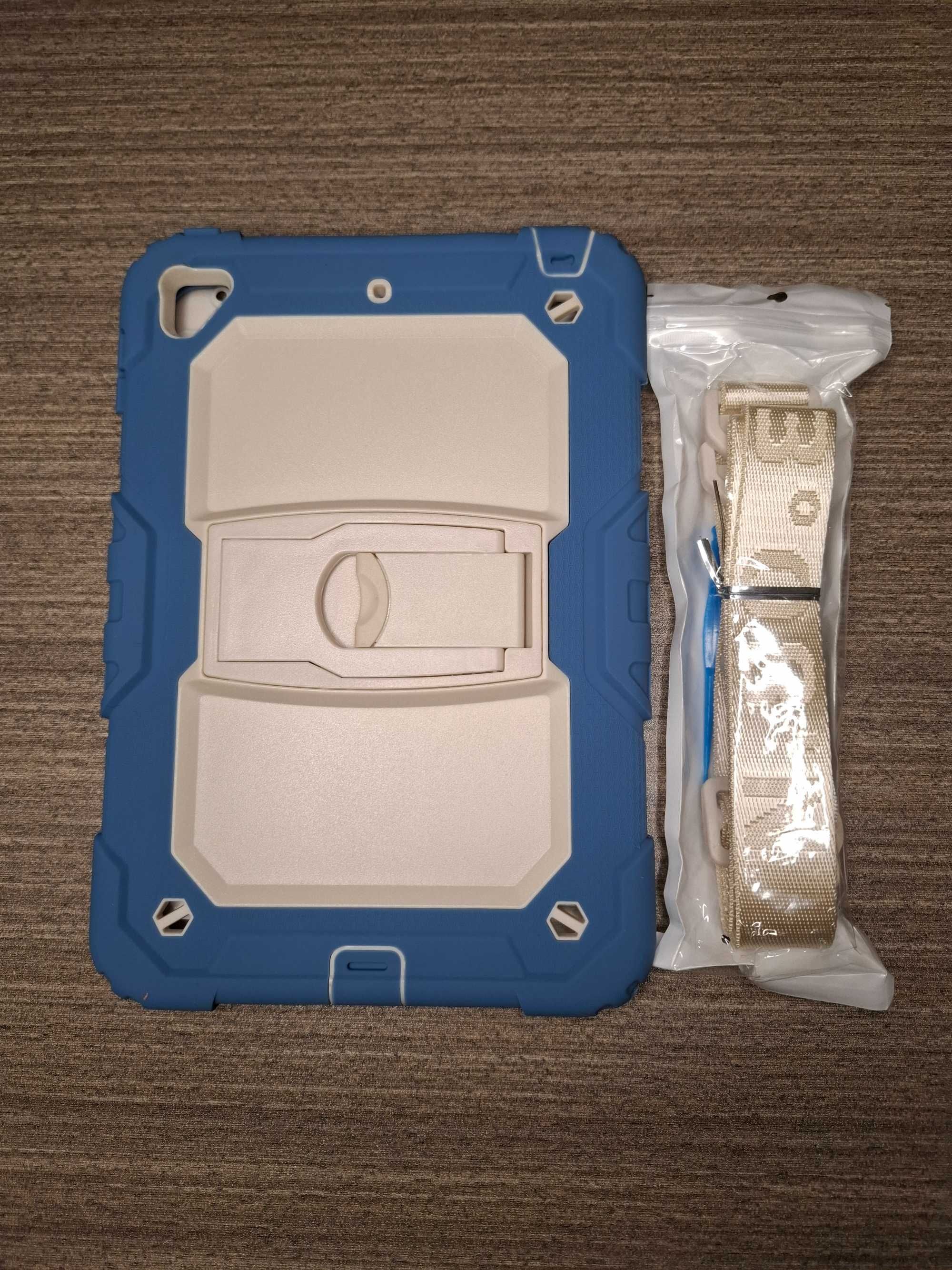 Etui na tablet o wymiarach 7.9 cala