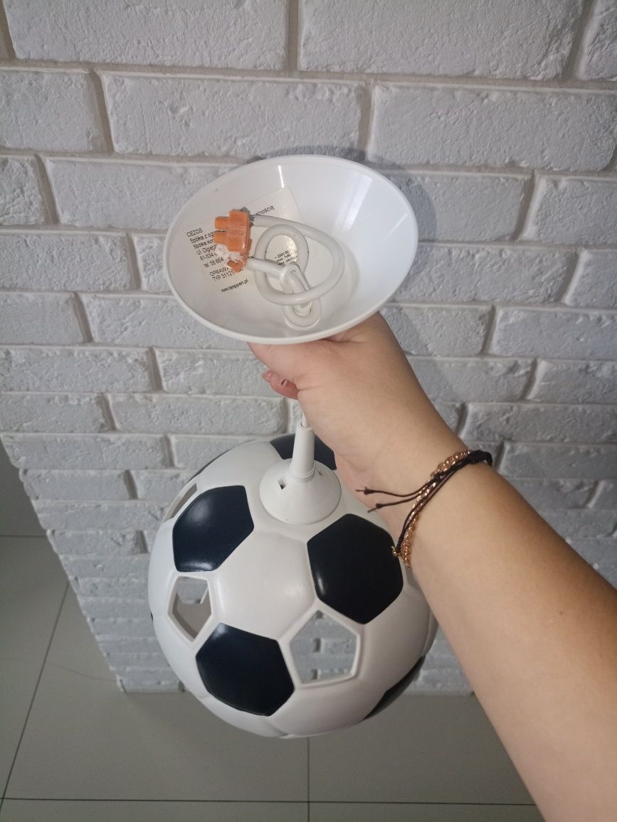 Lampa/ żyrandol piłka